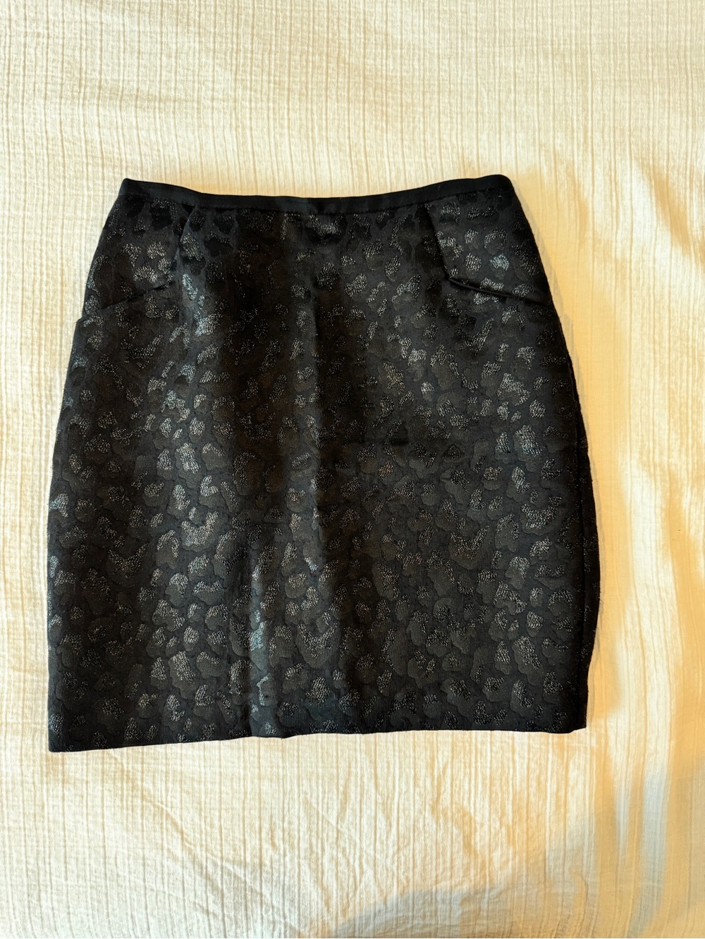 H&M Black Mini Skirt with Subtle Animal Jacquard